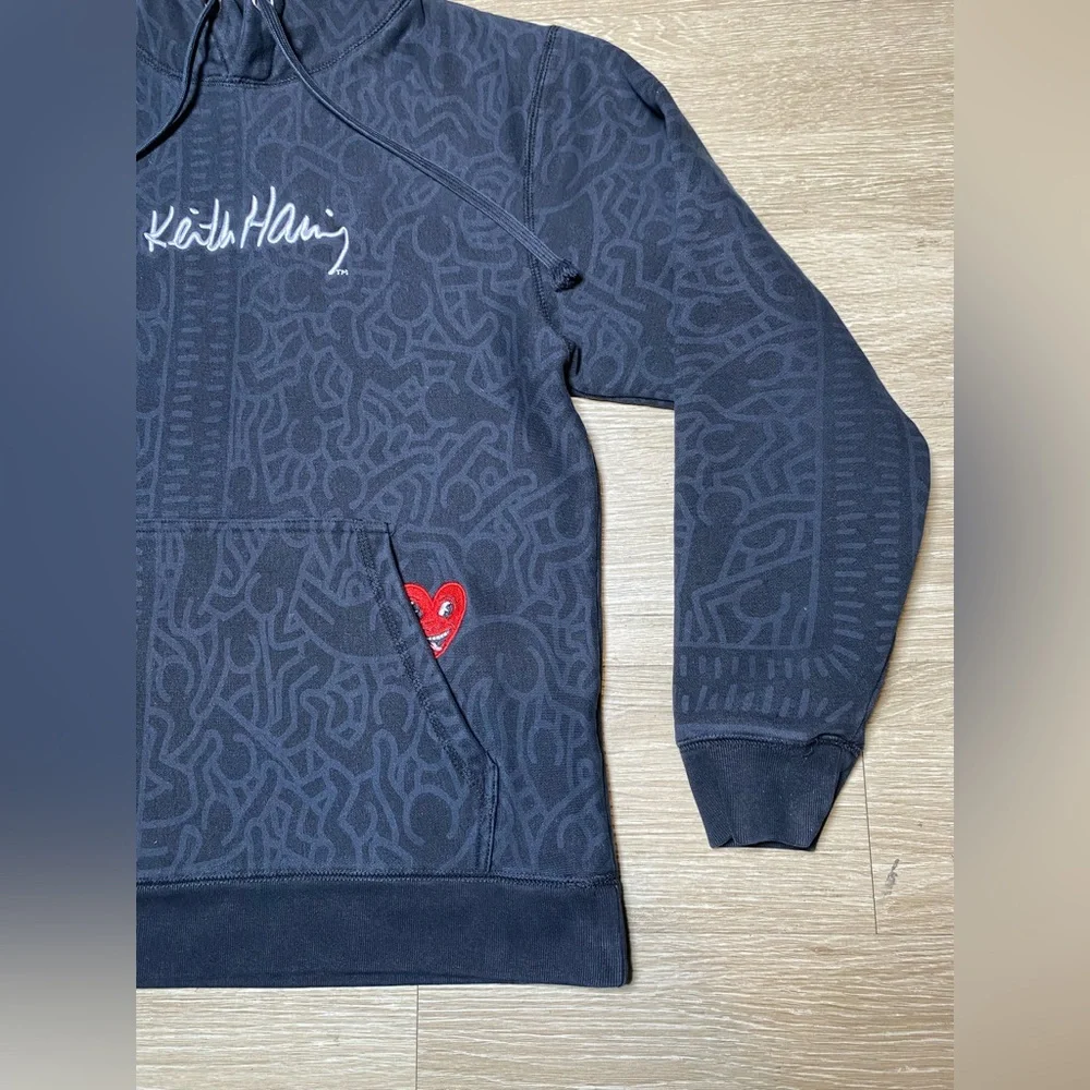 Men’s Size Small Keith Haring x Shoe Palace Heart Art Artwork Hoodie Embroidered - Picture 11 of 11